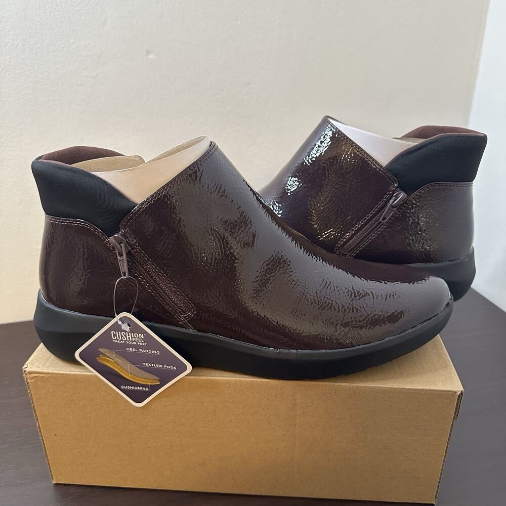 Clarks Kayleigh Midi Burgundy Patent Leather Ankle Booties Zip-up US 12 M, New